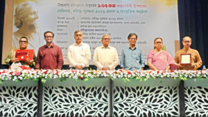 রবীন্দ্রনাথের সাহিত্য-দর্শন এখনও সমান প্রাসঙ্গিক