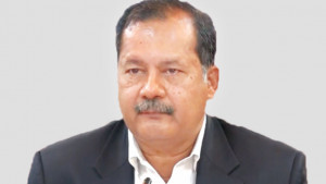 ৩০ লাখ কোটি টাকার ঋণের বোঝা পেয়েছি