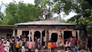 সিলেটে অভিযুক্তের বাড়িতে দ্বিতীয় দফা ভাঙচুর