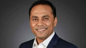 অনেক অসহায় মানুষ  ফ্যামিলি কার্ডের  বাইরে রয়ে গেছেন
