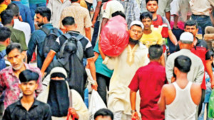 সরকার প্রতিশ্রুতি রাখেনি, এসি বাসে যথেচ্ছ ভাড়া