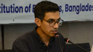 সৌর বিদ্যুৎ উৎপাদনে জমি লিজ দেবে সরকার: আশিক চৌধুরী