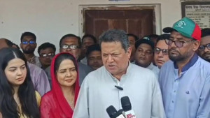 আ’লীগ সরকারের রেখে যাওয়া ভঙ্গুর অর্থনীতি আমরা পেয়েছি: গণপূর্তমন্ত্রী