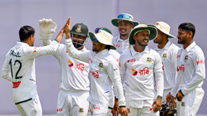 ২৩২ রানে থামল পাকিস্তান, বাংলাদেশের ৪৬ রানের লিড