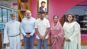 বিকাশের উদ্যোগে সেন্ট যোসেফ স্কুলের লাইব্রেরি আধুনিকায়ন