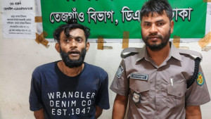আদাবরে শীর্ষ ছিনতাইকারী ‘পাংখা রুবেল’ গ্রেপ্তার
