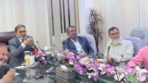 ইডিসিএলে হঠাৎ পরিদর্শনে ওষুধ প্রশাসনের ডিজি