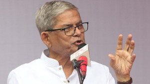 দেশকে ধ্বংসস্তুপ থেকে টেনে তোলাই বিএনপির নতুন চ্যালেঞ্জ: মির্জা ফখরুল