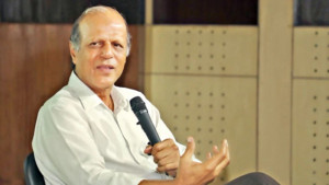 যুদ্ধ শুরু হলে সংবাদমাধ্যমের স্বাধীনতাই প্রথম শিকার হয়: ডন সম্পাদক
