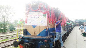 বন্ধ হয়ে গেল ম্যাঙ্গো ও ক্যাটল স্পেশাল ট্রেন