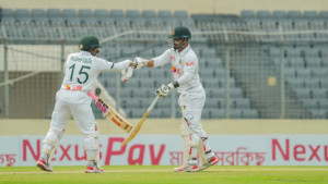 প্রথম ইনিংসে ৪১৩ রানে থামল বাংলাদেশ