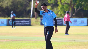 ২ রানে ৬ উইকেট, নাবিলের বিশ্ব রেকর্ড