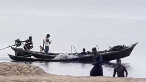 নাফ নদে জেলে নৌকাকে ধাওয়া করে গুলি, পরে ডুবিয়ে দেওয়ার অভিযোগ
