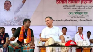 পাশে বসিয়ে কৃষকের কথা শুনলেন প্রধানমন্ত্রী