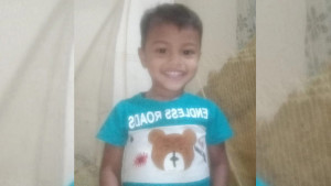 থ্যালাসেমিয়ায় আক্রান্ত শিশু রায়হান বাঁচতে চায়
