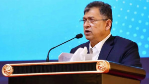 পুলিশের বিভিন্ন দাবি ধাপে ধাপে বাস্তবায়নের আশ্বাস স্বরাষ্ট্রমন্ত্রীর