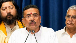সীমান্তে কাঁটাতার, চাকরির বয়স বৃদ্ধিসহ কী কী সিদ্ধান্ত নিলেন শুভেন্দু 