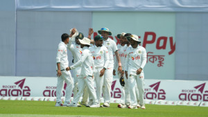 প্রথম সেশনের পর দ্বিতীয় সেশনও বাংলাদেশের