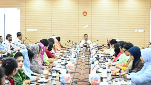 সংসদে কার্যকর ভূমিকা রাখতে নারী এমপিদের প্রস্তুত হওয়ার নির্দেশ প্রধানমন্ত্রীর
