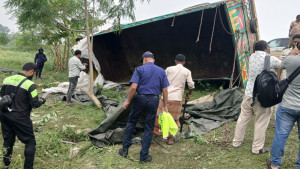 ১৫ নিহতের মধ্যে ৯ জনের বাড়ি নওগাঁয়  