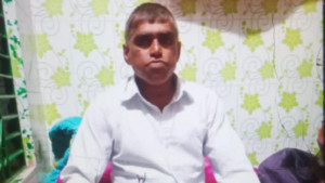 শ্যামনগরে কৃত্রিম প্রজনন কর্মীকে জিম্মি করে ২০ লাখ টাকা মুক্তিপণ দাবি