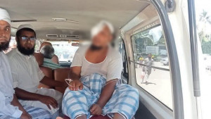 নামাজের সময় মেলার মাইক বন্ধের অনুরোধ, ইমামের ওপর হামলা