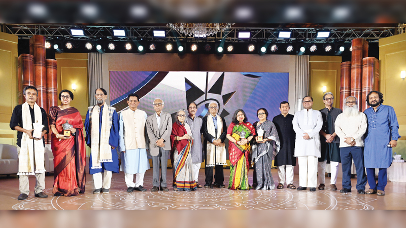 আলোকের ঝর্ণাধারা