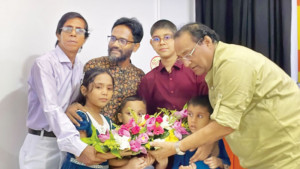 তুলতুলে হাঁসের ছানার মতো ‘শিশু বিচিত্রা’