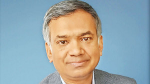 বাজার খোঁজার সঙ্গে সংস্কারও দরকার