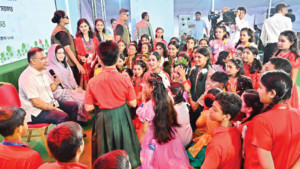 শিশুর পছন্দ ও আগ্রহ অনুযায়ী  বিকাশের সুযোগ দিতে হবে