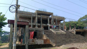 মডেল মসজিদের অপেক্ষায় কেটে গেল ছয় বছর