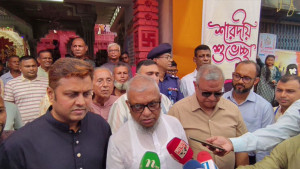 জেলার ১ হাজার ২২ পূজা মণ্ডপে বিদায়ের সুর