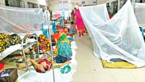 হঠাৎ রোগী বৃদ্ধি, স্যালাইনের মজুত শেষের পথে