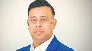 এই সুযোগ নষ্ট করা যাবে না