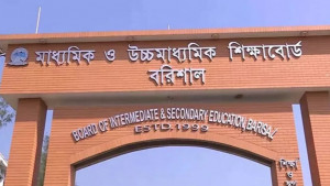 পাঠ্যবই ও শ্রেণিকক্ষ বিমুখতা দায়ী, বলছেন শিক্ষকরা