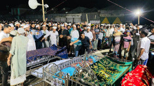 একসঙ্গে ব্যবসায় যাত্রা, একসঙ্গেই ৫ জনের জানাজা