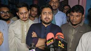 আমলাতান্ত্রিক জটিলতায় জুলাই যোদ্ধাদের চিকিৎসায় যেন গাফিলতি না হয়: নাহিদ