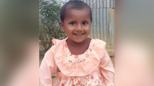 সকাল থেকে নিখোঁজ, রাতে প্রতিবেশীর ঘরে মিলল শিশুর মরদেহ