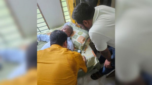 চুয়েটে অবরুদ্ধ উপাচার্যের দুই দফা স্বাস্থ্য পরীক্ষা
