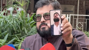 মৌসুমী-ওমর সানীর পরিবার নিয়ে অপপ্রচার, আইনি ব্যবস্থার হুঁশিয়ারি ছেলের