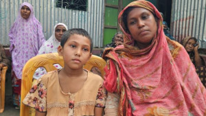 ‘বাবার কথা মনে হইলে আমার কলিজা ফাইট্টা যায় আঙ্কেল’