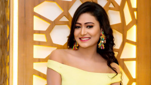 কেন ‘ভায়োলেন্স’ ছাড়লেন অধরা খান