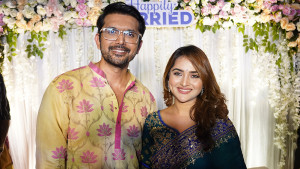 সুখে থাকার রেসিপি দিলেন শুভ, বিয়ের পরিকল্পনা জানালেন কেয়া পায়েল