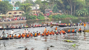 বিজয়া দশমীতে ঘাঘর নদীতে শত বছরের নৌকাবাইচ