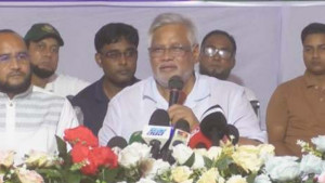 দুর্গাপূজায় বিএনপির নেতাকর্মীরা তিন শিফটে পাহারা দেবেন: আমান উল্লাহ আমান