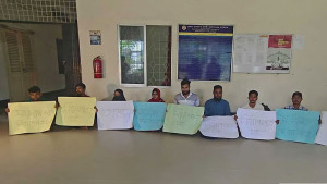 কাফনের কাপড় পরে অনশন, নিয়োগপত্র পেলেন ২০ শিক্ষক