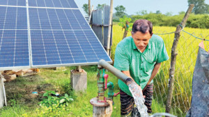 বরেন্দ্র অঞ্চলে সূর্যের আলোয় সেচ