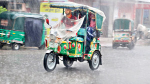 এবার শীত দেরিতে, কমবে তীব্রতা