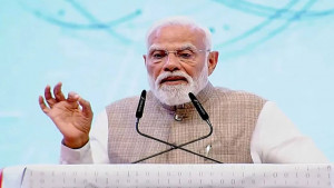 তরুণদের আন্দোলনে চতুর্মুখী সংকটে মোদি সরকার