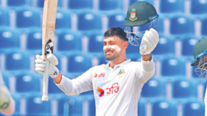 পছন্দের টেস্টে সেঞ্চুরি উদযাপন লিটনের